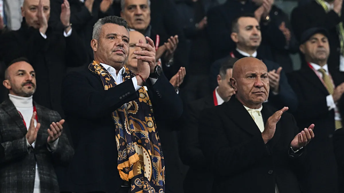 Yüksel Yıldırım, Fenerbahçe’den transferi açıkladı! Musaba’ya sitem etti Yüksel Yıldırım, Fenerbahçe’den transferi açıkladı! Musaba’ya sitem etti
