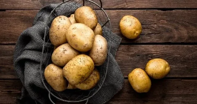 Haşlanmış Patatesle Ne Yapılır? Akşam Yemeği ve Kahvaltı İçin Haşlanmış Patatesten Neler Yapılabilir?