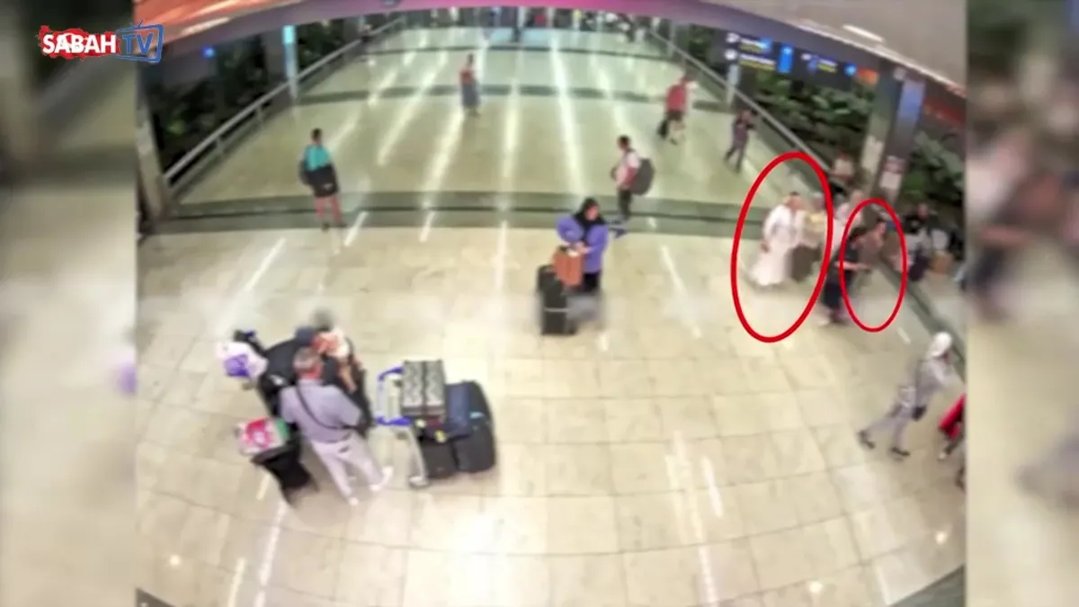 SON DAKİKA… Alkol şişelerinde uyuşturucu sevkiyatı: Gözaltına alınan 2 kurye tutuklandı! | Video videosunu izle SON DAKİKA… Alkol şişelerinde uyuşturucu sevkiyatı: Gözaltına alınan 2 kurye tutuklandı! | Video videosunu izle