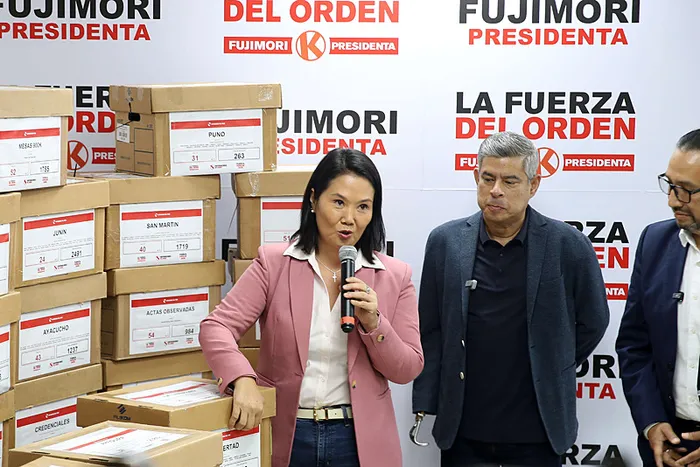 1782810707298.jpg Peru yeni liderini seçti: Fujimori seçimleri 50 bin oy farkla kazandı