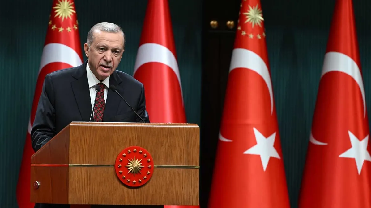 SON DAKİKA | Başkan Erdoğan Kabine’yi topluyor: Milyonların gözü memur ve emekli maaş zammında! İşte masadaki konular