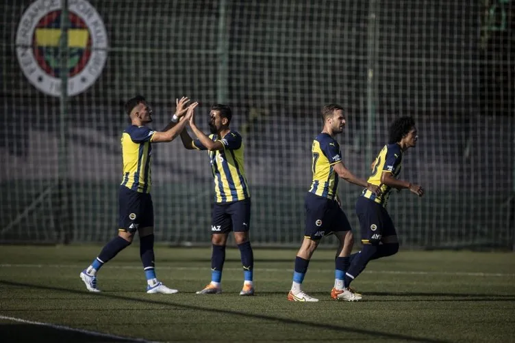 Son dakika Fenerbahçe transfer haberleri: İşte Jorge Jesus’un antrenman raporu! Yıldız isim sınıfı geçemedi
