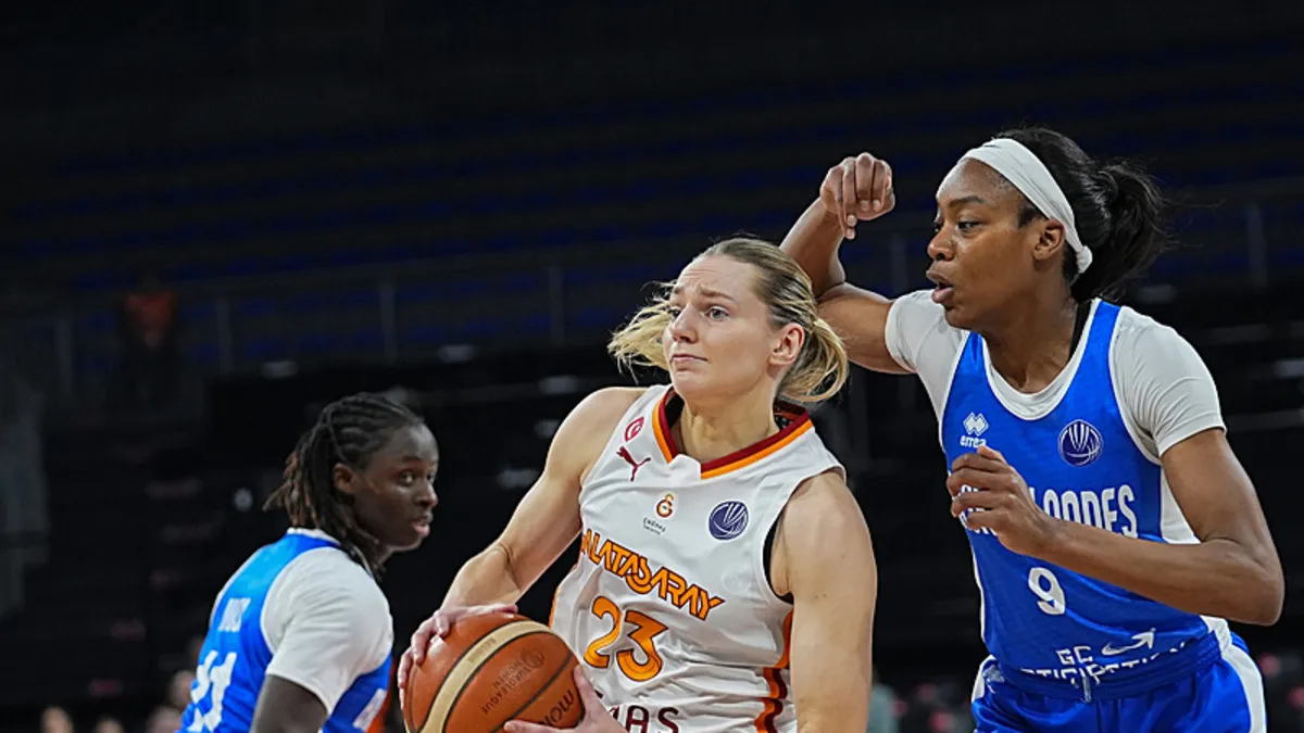 Galatasaray, seride 1-0 öne geçti!