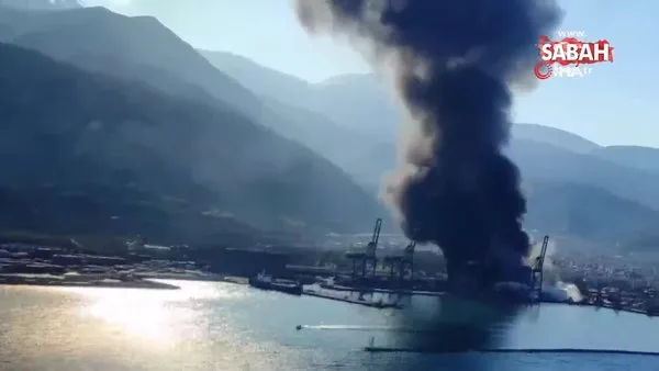 Rus yangın söndürme uçağı İskenderun Limanı'ndaki yangına müdahale etti | Video