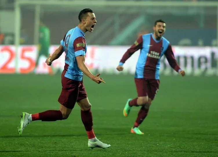 Trabzonspor - Beşiktaş maçından kareler
