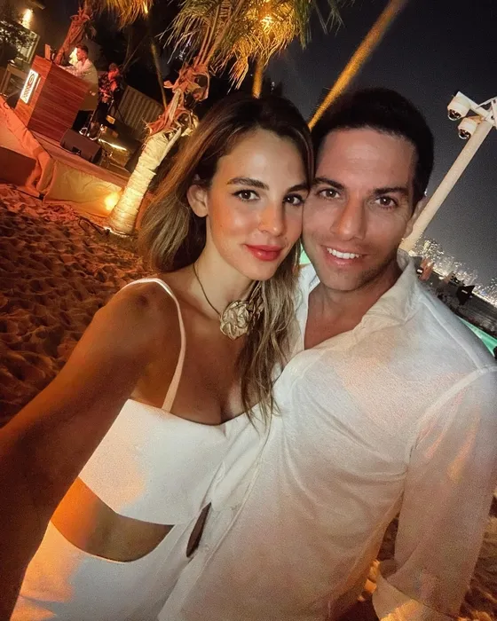 Hülya Koçyiğit’in torunu Aslışah Alkoçlar’ın eşine doğum günü paylaşımı şaşırttı! Benim gibi bir eşe sahip olduğu için onu tebrik ediyorum