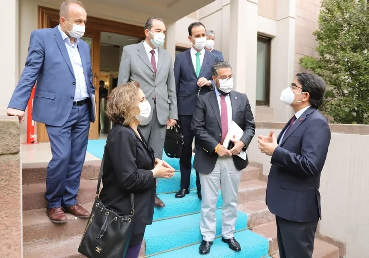 Kamuda işe alımlar sadece Kariyer Kapısı Platformu üzerinden yapılacak