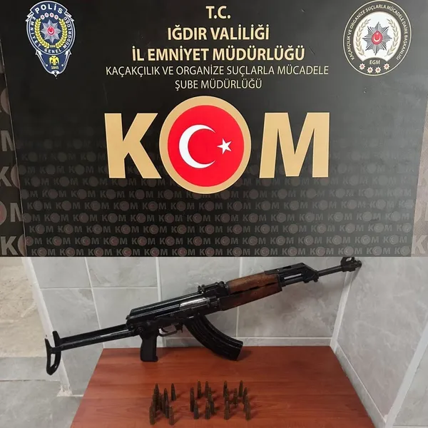 igdirda-ruhsatsiz-silah-operasyonu-1-tutuklama-1679396301677.jpg