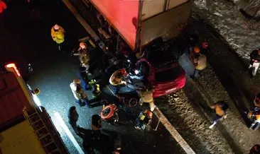 Kar yağışı feci kaza getirdi: Kayganlaşan yolda TIR’a arkadan çarptı #ankara