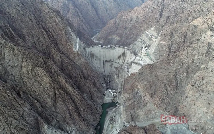 Heyecanla beklenen Yusufeli Barajı projesinden yeni haber! Son 7 metreye girildi