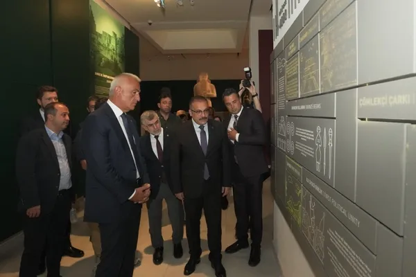 istanbul-arkeoloji-muzelerinde-tarihi-donusum-54-bin-cini-restore-edildi-yuzlerce-eser-yeniden-sergide-1789717381832.jpg