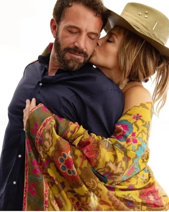 20 yıl sonra büyük bir aşkla evlenmişlerdi ama yine olmadı...’Bennifer’ tamamen bitti! Boşandılar...