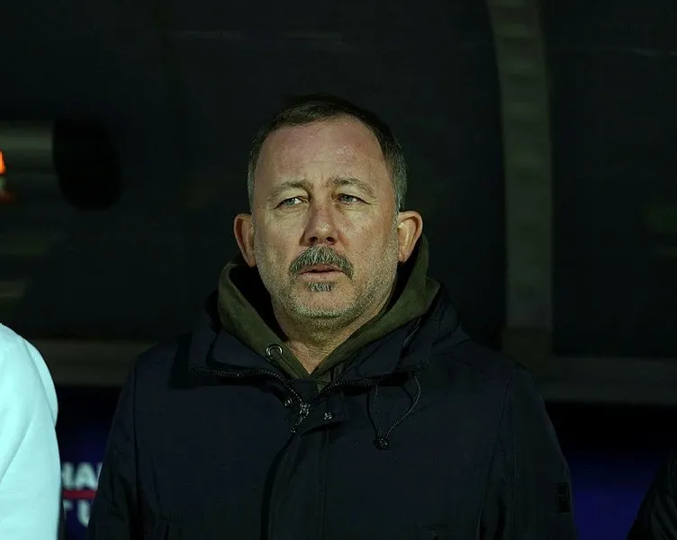 Son dakika: Beşiktaş’ta olası Sergen Yalçın ayrılığı sonrası adaylar ortaya çıktı! Fenerbahçe de istemişti…