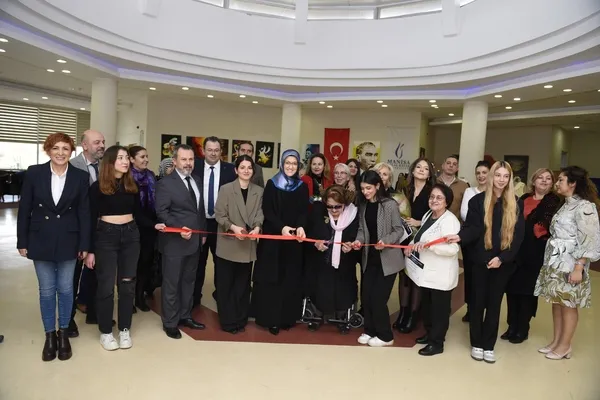 600-yillik-manisa-bezine-universiteden-tanitim-atagi-1704546936170.jpg