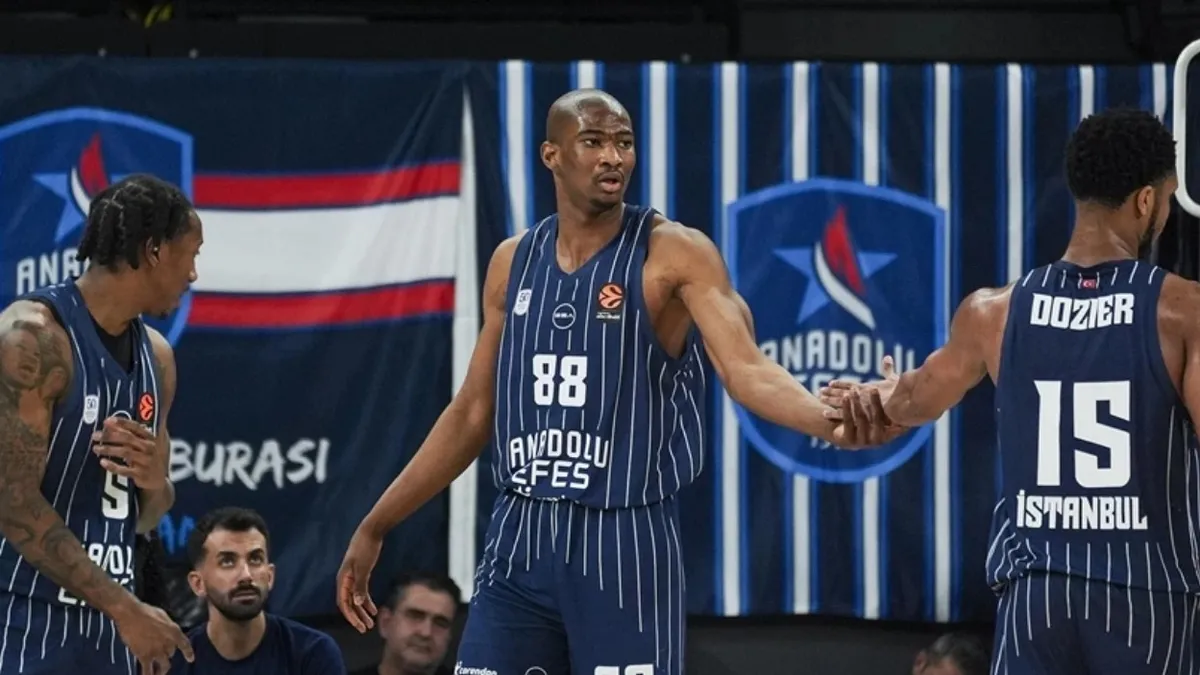 Panathinaikos - Anadolu Efes maçı ne zaman, saat kaçta ve hangi kanalda? EuroLeague 38. Hafta