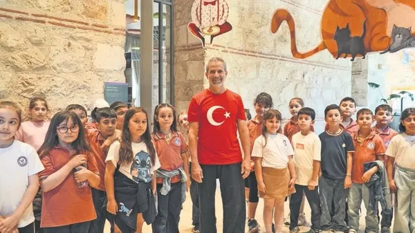 cocuklarin-girdigi-ilk-sanat-muzesi-kitaplar-1781362655269.jpeg