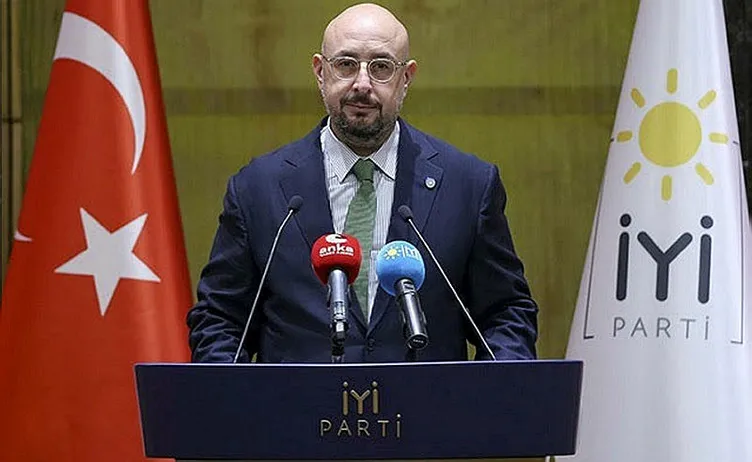 Son dakika: ‘Birleşe birleşe kazanacağız’ diyerek yola çıkmışlardı: CHP paramparça