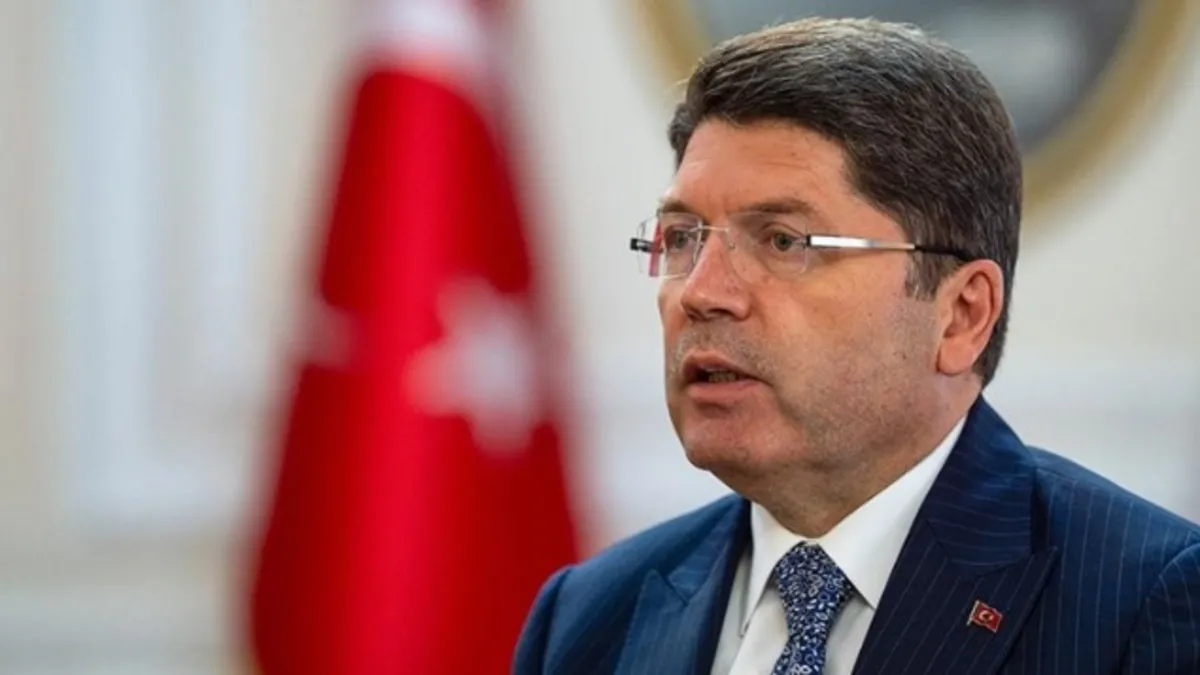 Bakan Tunç açıkladı: Ankara’da eşine şiddet uygulayan şüpheli tutuklandı Bakan Tunç açıkladı: Ankara’da eşine şiddet uygulayan şüpheli tutuklandı