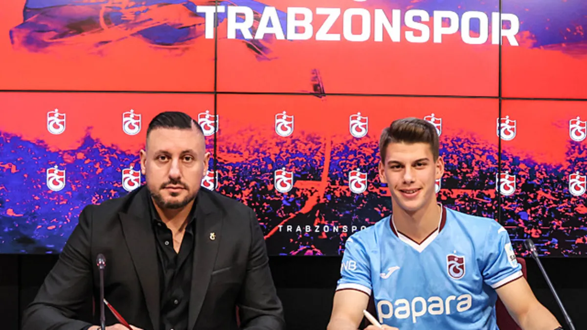 Trabzonspor, Oğuzhan Yılmaz ile sözleşme yeniledi