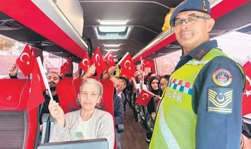 Bayraklar jandarmadan