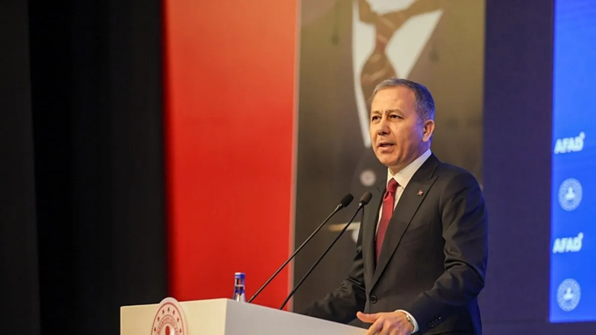 SON DAKİKA | Bakan Yerlikaya'dan Suriyelilerin geri dönüşleriyle ilgili flaş mesajlar