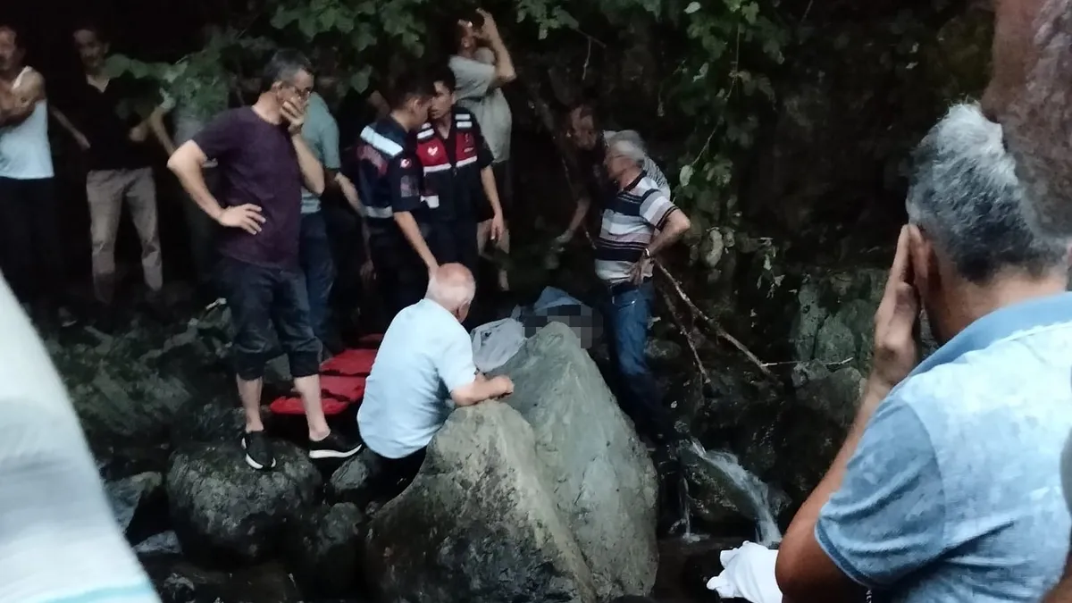 Kaybolan kız kardeşlerden acı haber: Gerçek dere kenarında ortaya çıktı! haber görseli