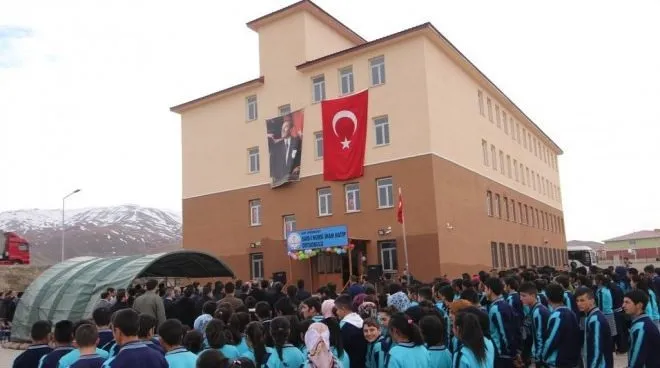 Said-i Nursi İmam Hatip Ortaokulu açıldı