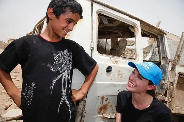 Angelina'nın Irak'a 3. ziyareti
