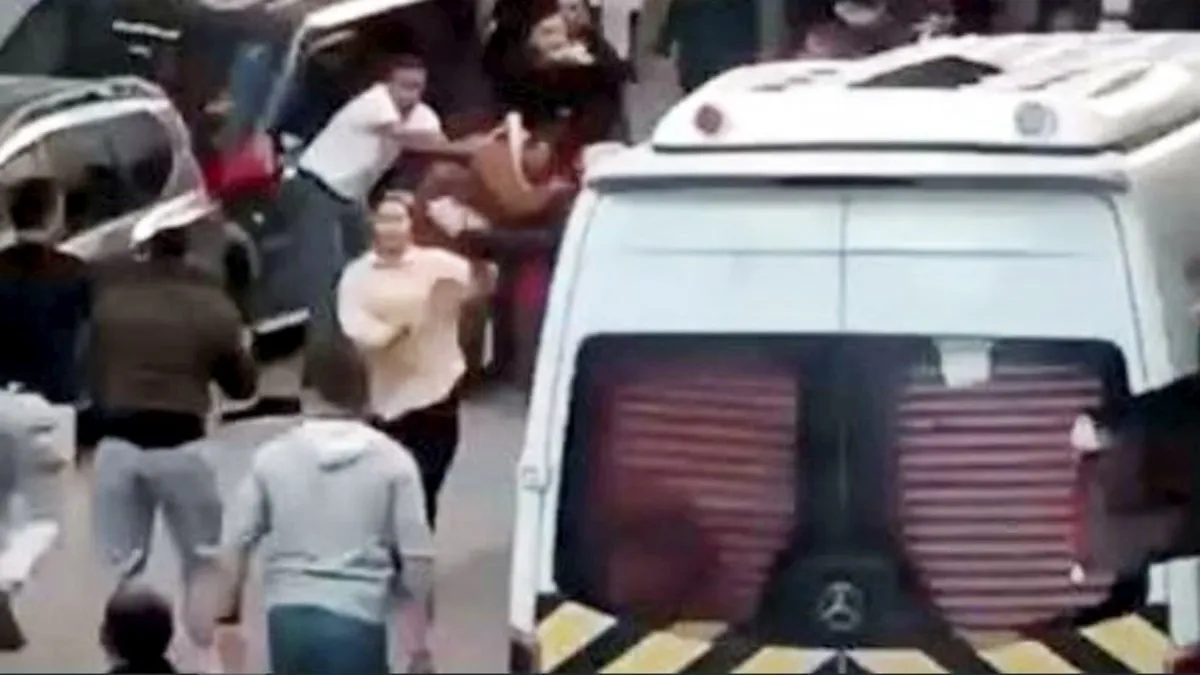 Akraba ailelerin evlilik tartışması kanlı bitti! 1 ölü 4 yaralı Akraba ailelerin evlilik tartışması kanlı bitti! 1 ölü 4 yaralı