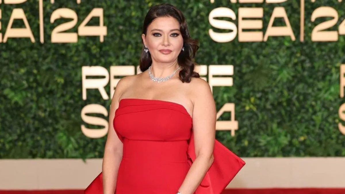 Nurgül Yeşilçay Hollywood starları ile kırmızı halıda Nurgül Yeşilçay Hollywood starları ile kırmızı halıda