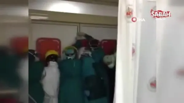 Son dakika: Acil serviste dehşet anları! Hayatını kaybeden hasta yakınları hastaneyi bastı! Sağlık çalışanları böyle korundu | Video