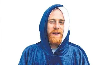 Battaniyemi giydim geziyorum