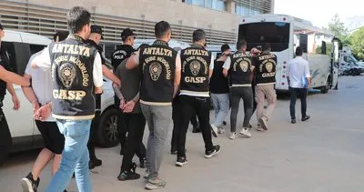 Polis İstanbul ve Antalya’da işyerlerini kurşunlayan 7 kişilik şebekeyi çökertildi #antalya