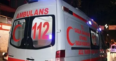 Kontrolden çıkan belediye midibüsü ağaçlık alana devrildi #afyonkarahisar