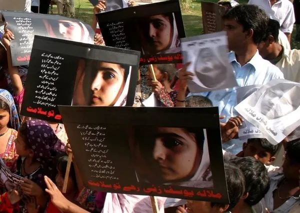 Malala Günü'nde binler toplandı