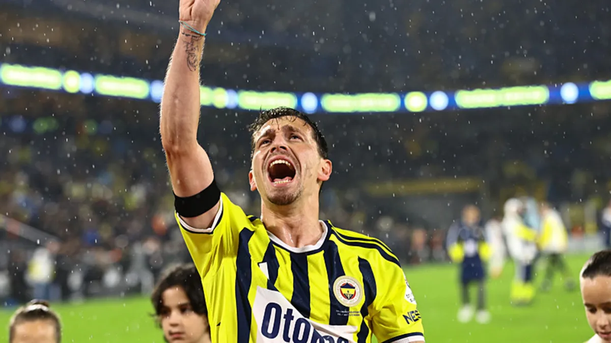 Fenerbahçe'de derbi tecrübesi en yüksek isim Mert Hakan Yandaş