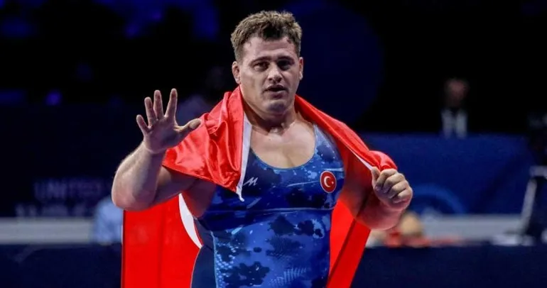 Rıza Kayaalp yarı finale yükseldi