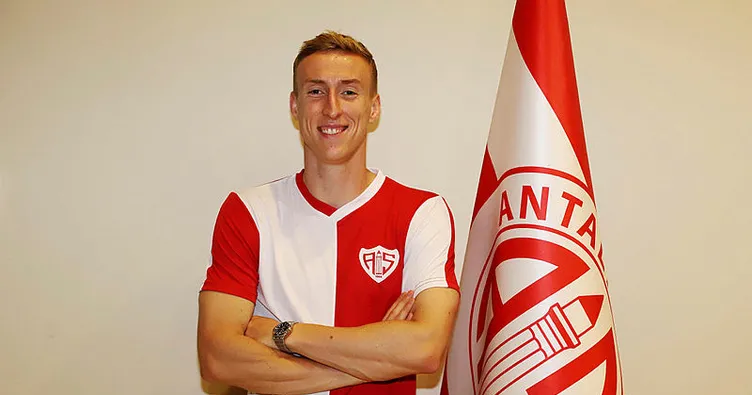 Adam Buksa, resmen Antalyaspor’da!