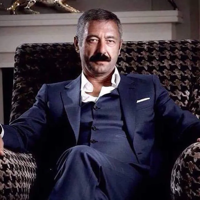 SON DAKİKA… Almanya’da kar maskeli suikast! Yer altı dünyasının kilit 2 ismi otoparkta infaz edildi: Dikkat çeken Sedat Şahin detayı!