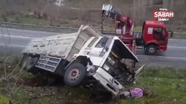 Siirt’te kamyon devrildi: 1 yaralı | Video
