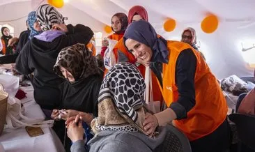KADEM Mütevelli Heyeti Başkanı Sümeyye Erdoğan Bayraktar depremzede kadınlarla buluştu