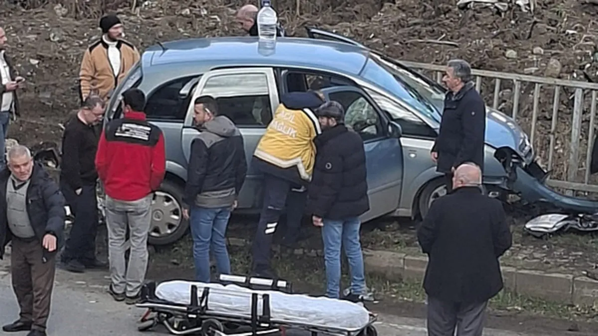 Trabzon’da feci kaza: Direksiyon başında kalp krizi geçirdi Trabzon’da feci kaza: Direksiyon başında kalp krizi geçirdi