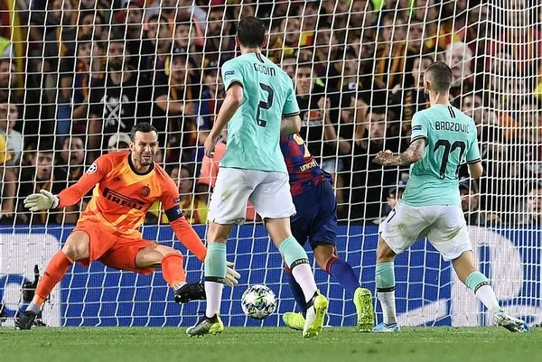 Şampiyonlar Ligi'nde geceye damga vuran maçlar! Lyon, Liverpool, Salzburg, Barcelona, Inter...