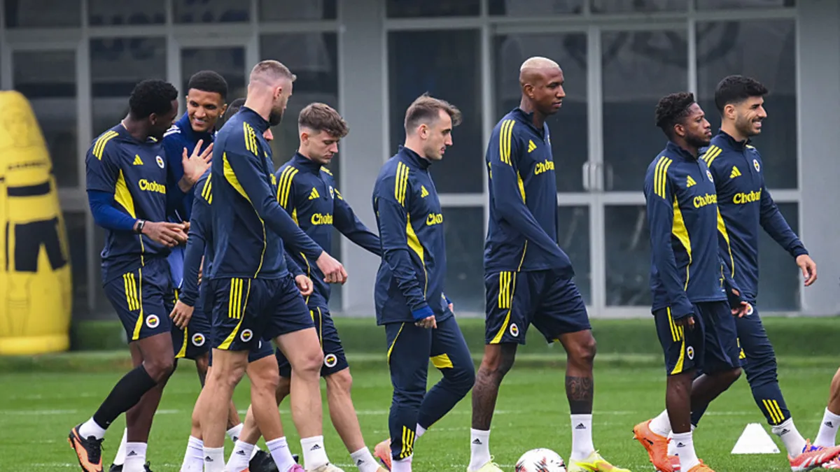 Fenerbahçe’nin yıldızı ülkesine dönüyor! Şok kararı duyurdular… – Galeri Fenerbahçe’nin yıldızı ülkesine dönüyor! Şok kararı duyurdular… – Galeri