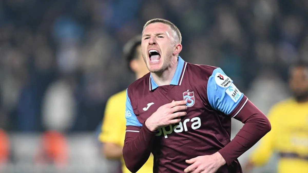 Trabzonspor'un yıldızı Lundstram'a sürpriz teklif!