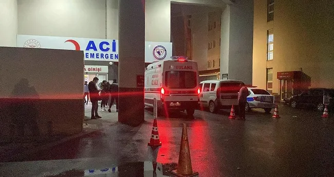 Hastane bahçesinde dehşet! Alnından vurulmuş halde bulundu Hastane bahçesinde dehşet! Alnından vurulmuş halde bulundu