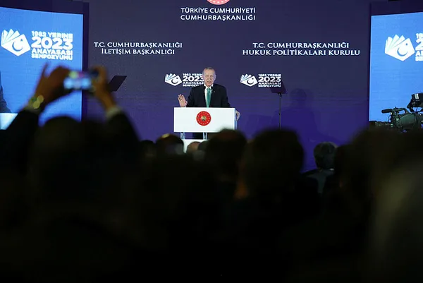 baskan-erdogandan-yeni-anayasa-cagrisi-milletimize-sozumuz-var-1694520239248.jpg