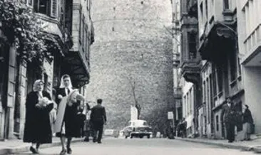 Beyoğlu başka bir dünyadır