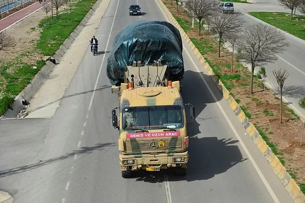 Zeytindalı harekatı kapsamında Afrin'e sevkiyat devam ediyor