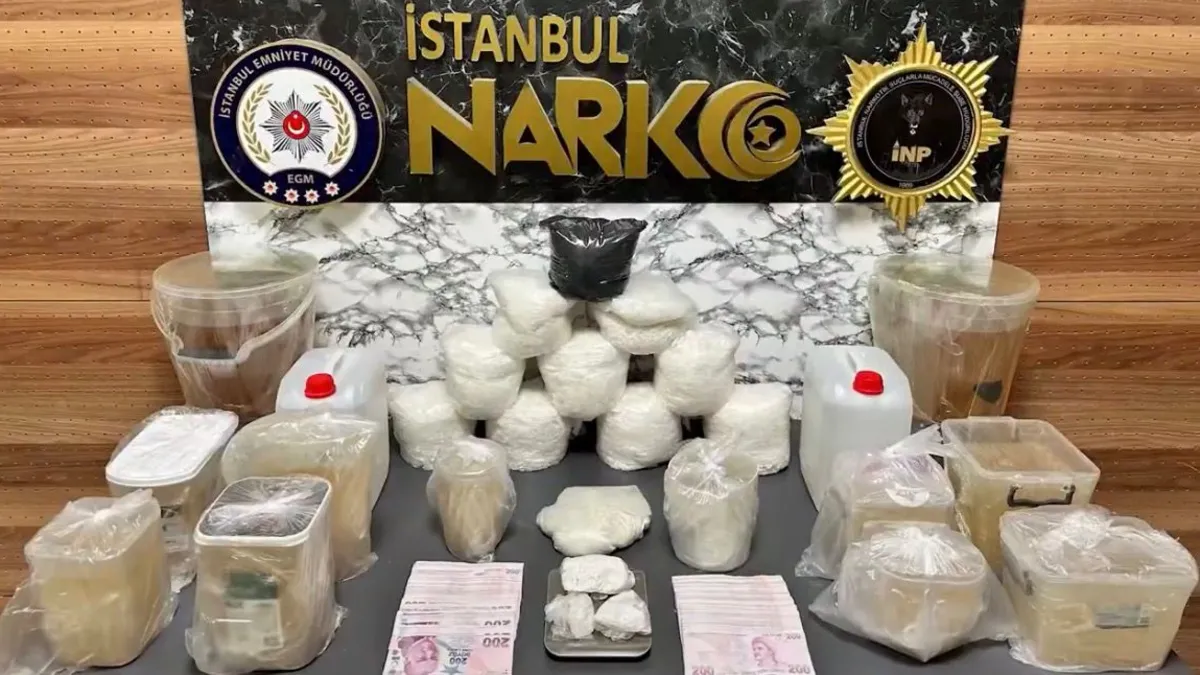 67 ilde dev operasyon: Uyuşturucu madde satıcılarına vurgun! 628 gözaltı 67 ilde dev operasyon: Uyuşturucu madde satıcılarına vurgun! 628 gözaltı